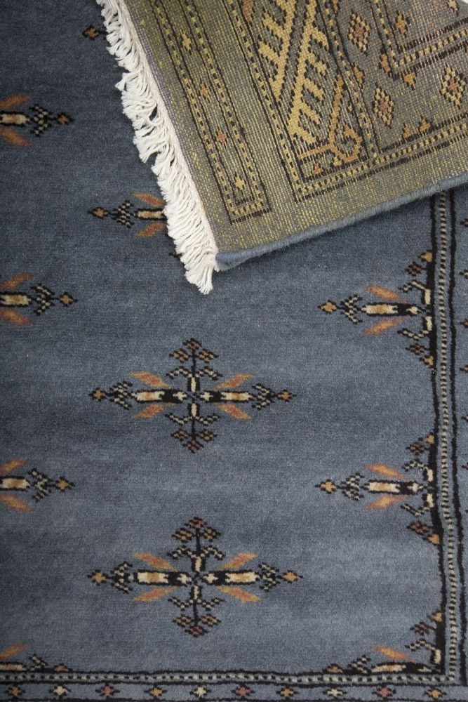 Lahori Butterfly Grey 62x92cm