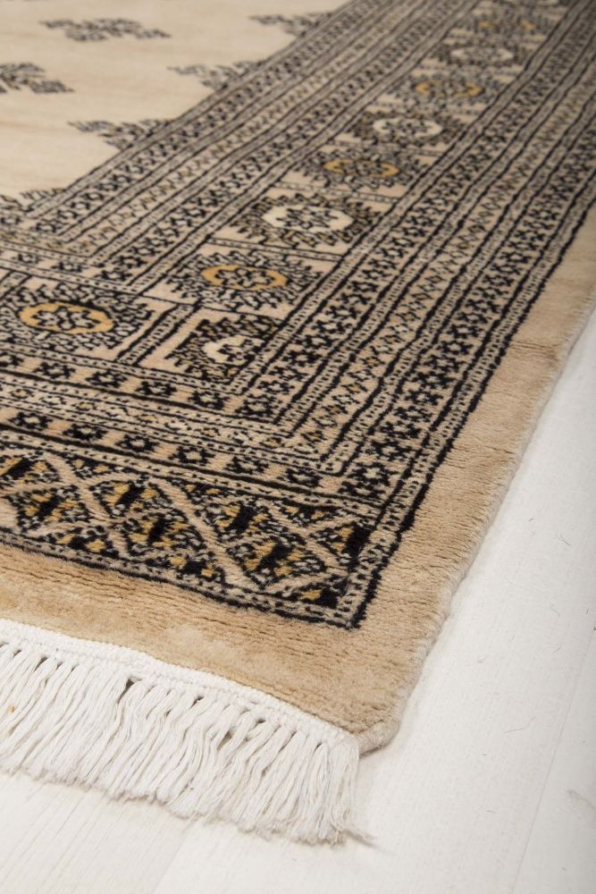 Lahori Butterfly Beige 201x305