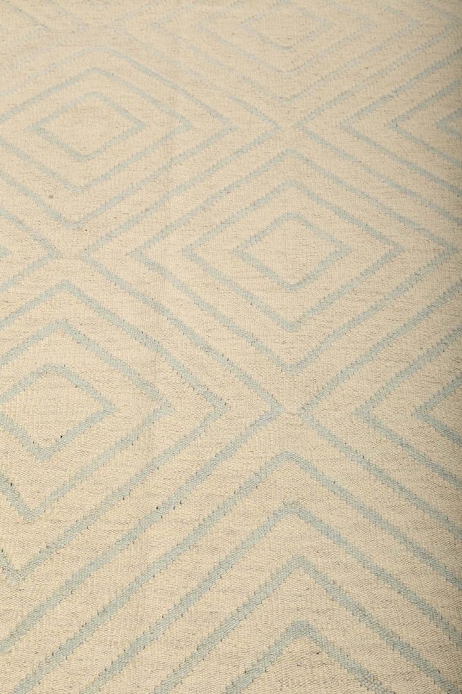 Image Lable BlueOne17-05-21-08:44:20