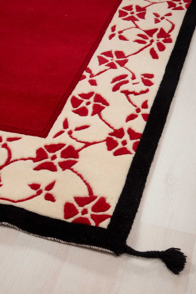 Home Garden Red 171x232