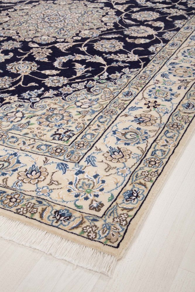 Nain Dark Blue 149x200